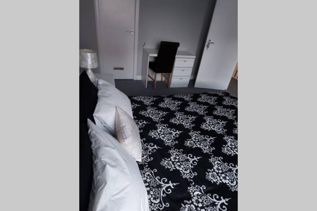 Wonderland Guest House Coventry Eksteriør billede